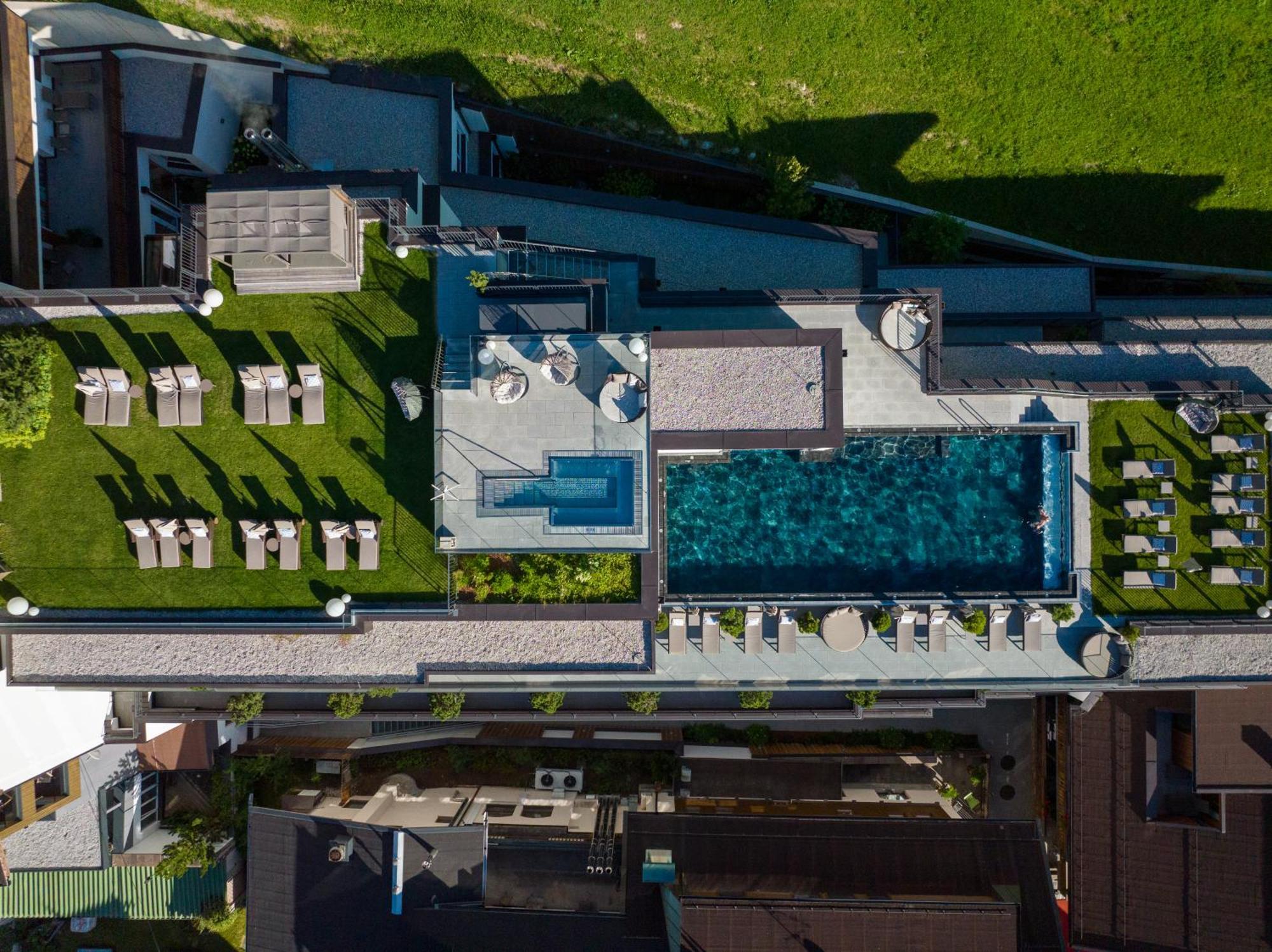 Aktiv- & Wellnesshotel Bergfried 图克斯 外观 照片