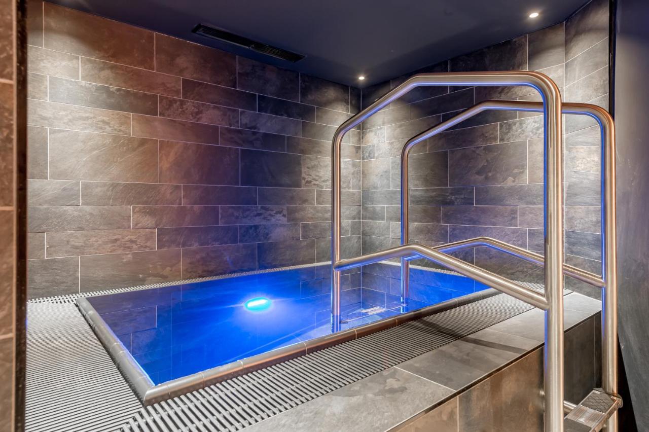 Aktiv- & Wellnesshotel Bergfried 图克斯 外观 照片